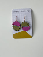 Load image into Gallery viewer, SUPER SECONDS-Contemporary 'Sunburst' Earrings
