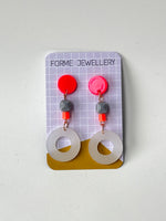 Load image into Gallery viewer, STATEMENT DANGLY EARRINGS
