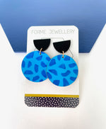 Load image into Gallery viewer, Circular Blue Dangly Earrings
