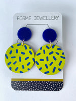 Load image into Gallery viewer, Bright acid yellow circular earrings
