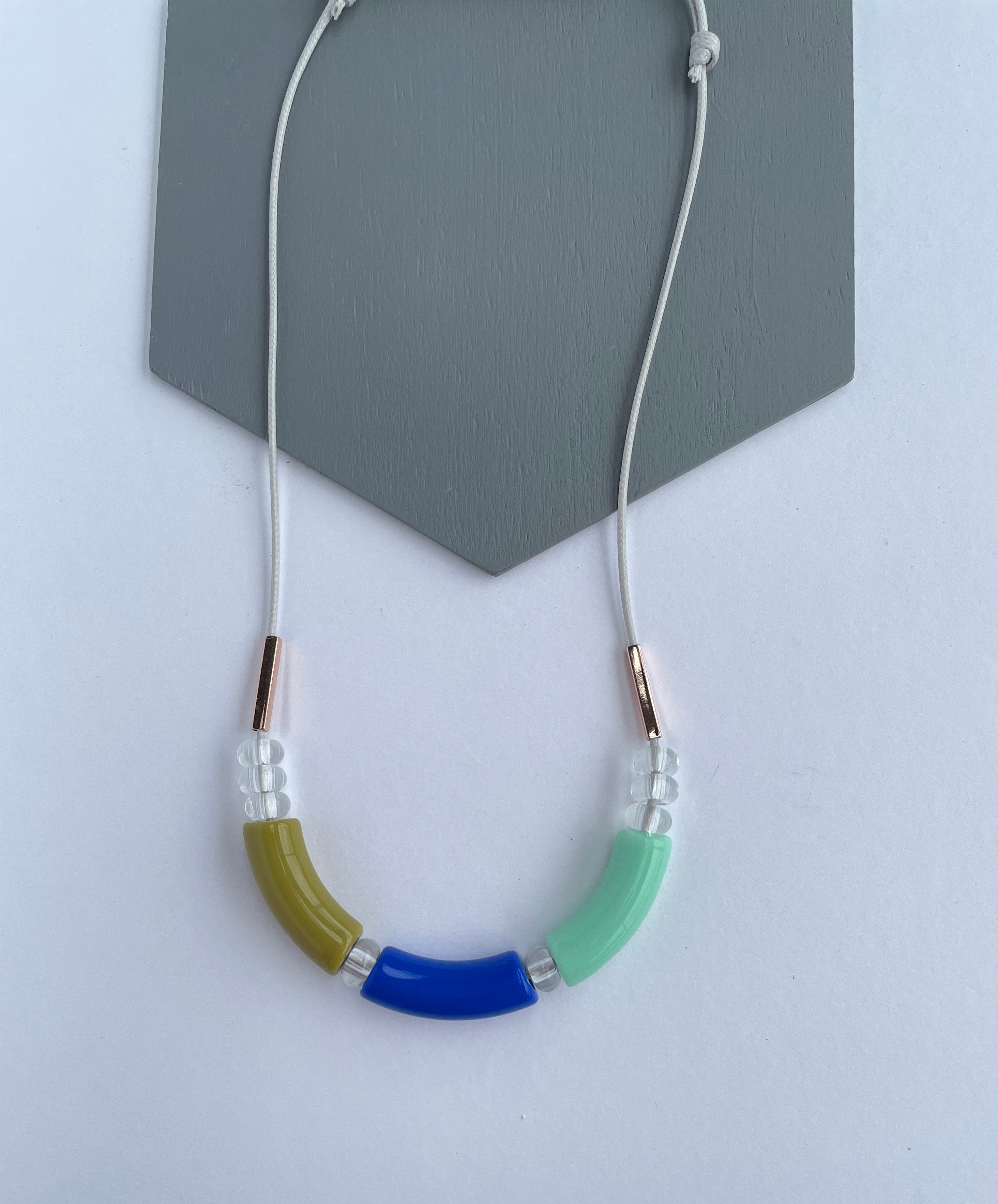 COLOUR BLOC NECKLACE