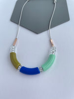 Load image into Gallery viewer, COLOUR BLOC NECKLACE
