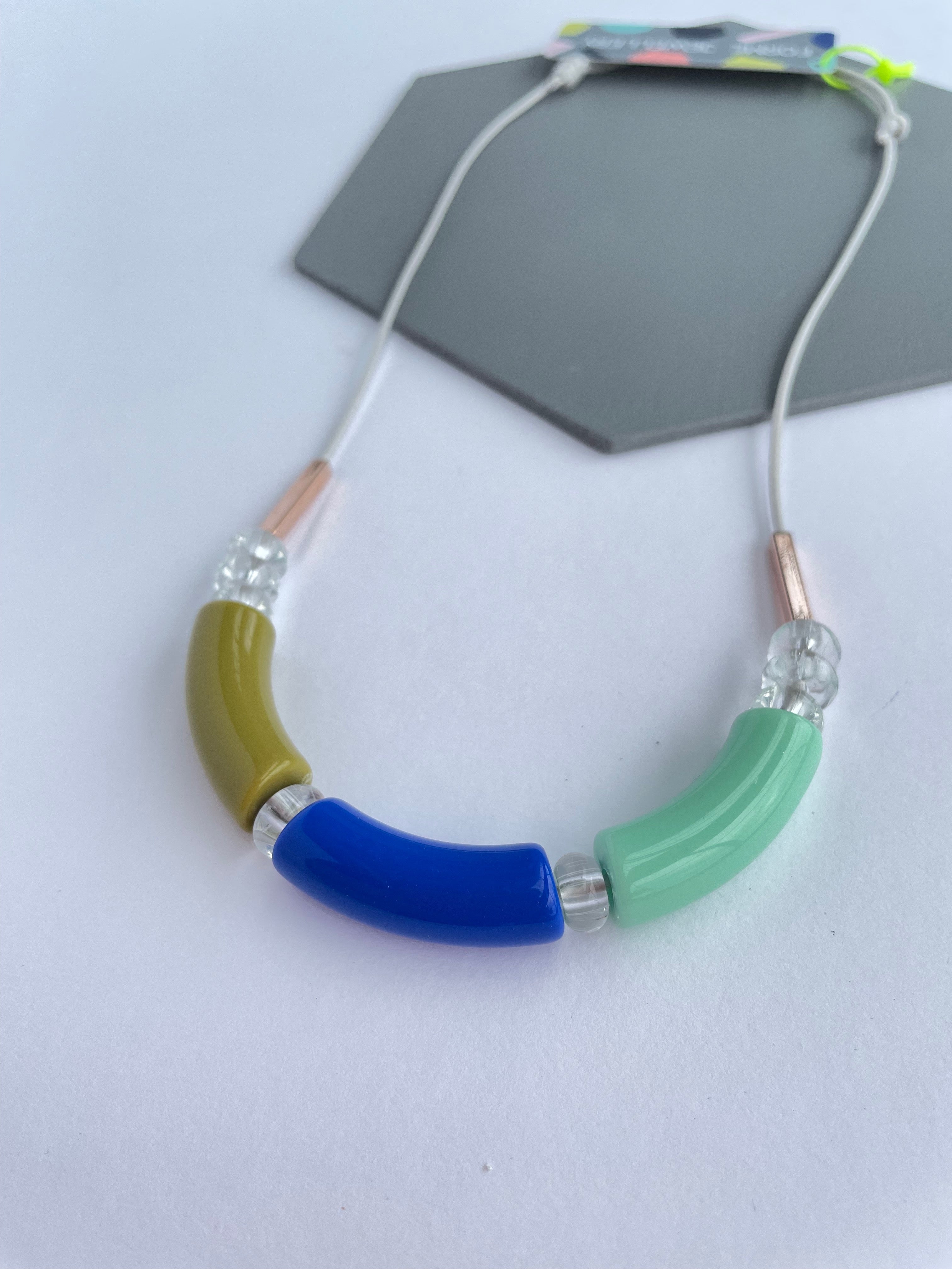 COLOUR BLOC NECKLACE